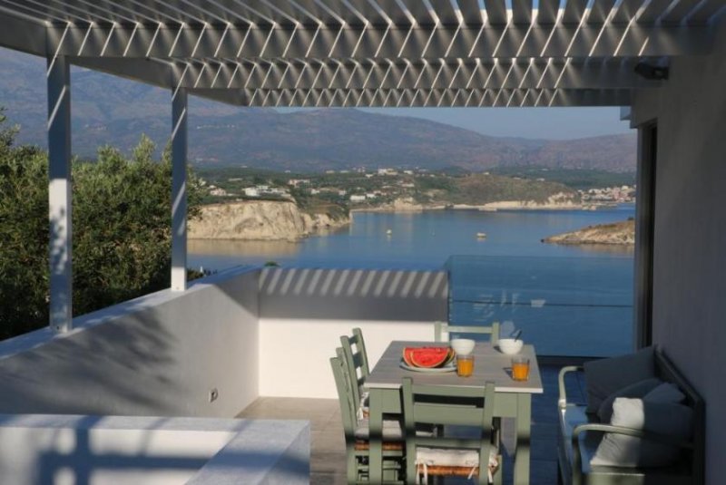 Plaka bei Chania Kreta, Plaka: 2 Luxusvillen mit Tennisplatz, Olivenhain und atemberaubendem Meerblick zu verkaufen Haus kaufen